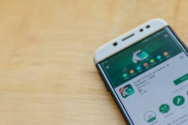Bekasi, Batı Java, Endonezya. 3 Haziran 2019 : Smartphone ekranında Super Antivirus Cleaner dev uygulaması. Booster - Max One App Ltd tarafından geliştirilen bir freeware web tarayıcısı