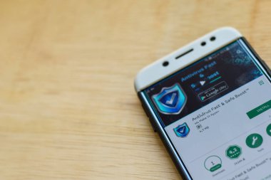 Bekasi, Batı Java, Endonezya. 3 Haziran 2019 : Antivirus Fast & Fast Boost dev uygulaması Smartphone ekranında. Antivirus We Make it Appen tarafından geliştirilen bir freeware web tarayıcısıdır