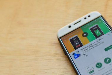 Bekasi, Batı Java, Endonezya. 3 Haziran 2019 : Akıllı Telefon ekranında Du Battery Saver geliştirme uygulaması. Battery Charger & Battery Life, Du Apps Studio tarafından geliştirilen ücretsiz bir web tarayıcısıdır