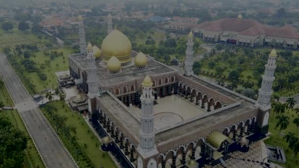 Den Största Moskén Masjid Kubah Emas Depok Ramadan Eid Concept — Stockvideo