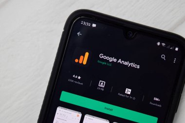 Google Analitik Dev uygulaması Smartphone ekranında. Analitik, Google LLC tarafından geliştirilen ücretsiz bir web tarayıcısıdır. BEKASI, BATI JAVA, İNDONEZYA. 31 Ağustos 2020