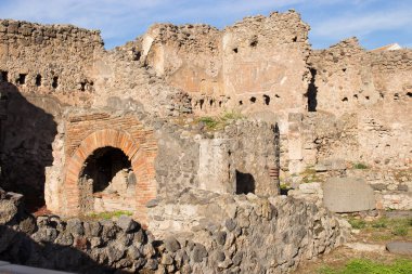 Pompeii 79 reklam gömülü bir antik kentidir. Vesuvius patlama
