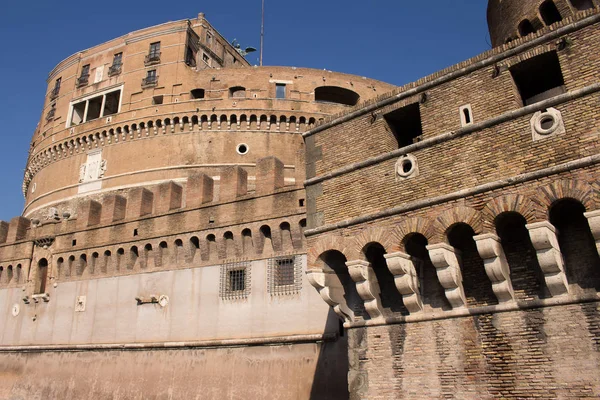 Castel Sant 'Angelo em Roma sepulcro para o imperador Adriano e — Fotografia de Stock