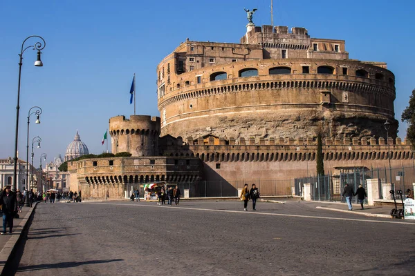 Castel Sant 'Angelo em Roma sepulcro para o imperador Adriano e — Fotografia de Stock