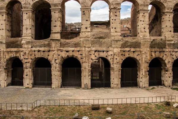 Coliseu, a grande beleza de Roma — Fotografia de Stock