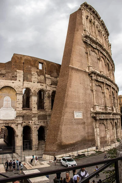 Coliseu, a grande beleza de Roma — Fotografia de Stock