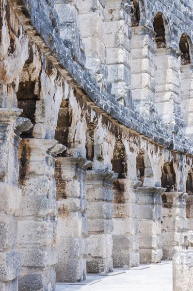 Pula Croácia Junho 2014 Colunas Arco Pedra Fileiras Pula Arena — Fotografia de Stock