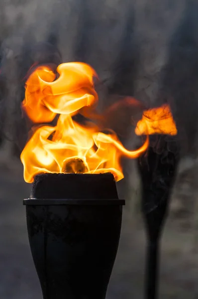 Горящий Черный Металлический Факел Средневековое Освещение — стоковое фото