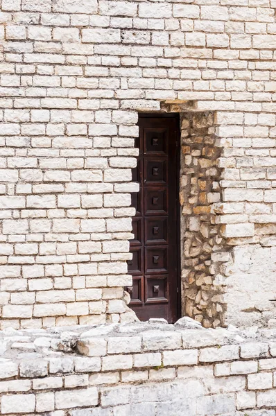 Entrada Parede Fortaleza Com Porta Madeira Alvenaria Romana Pula — Fotografia de Stock