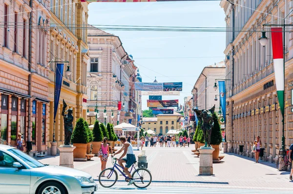 Szeged Maďarsko Června 2013 Ulice Kárász Hlavní Nejslavnější Atraktivní Pěší — Stock fotografie