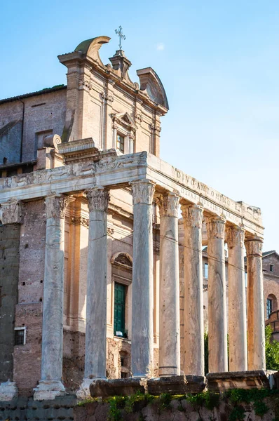 Roma Italia Noviembre 2018 Templo Antonino Faustina Antiguo Templo Romano — Foto de Stock