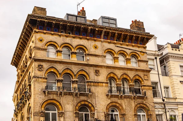 London United Kingdom September 2017 Classic Facade Building Decorated Arcs — Stock Photo, Image