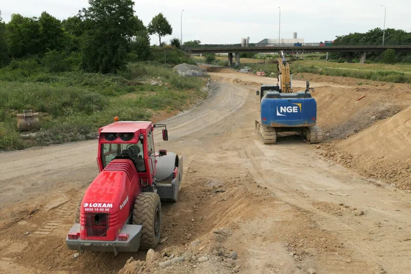 フランスのグリニー 6月21日 2020年 パリ地域の新しいトラムラインの土木工事のための建設現場と設備 — ストック写真