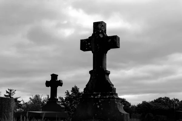 Grigny France July 2020 Catholic Headstone Cross Silhouette Cemetery Evening — Stock Photo, Image