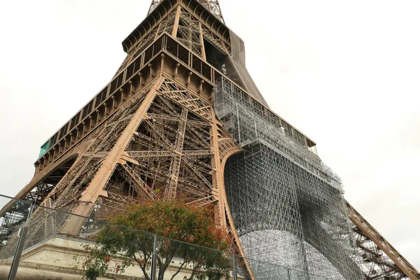 Parijs Frankrijk Oktober 2020 Eiffeltoren Een Plek Populair Bij Toeristen — Stockfoto