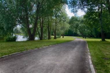 ParkBelarus yaz saati Alley