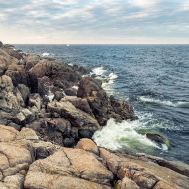 deniz manzaralı dağ manzara güzel defne kayalar, İsveç
