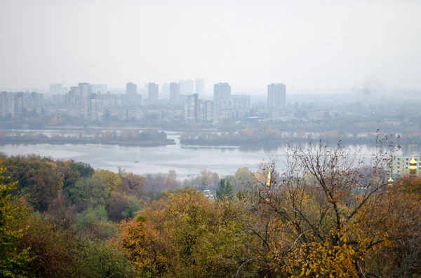 Güzel Manzara Sonbahar Kiev Şehir Nehir Manzarası — Stok fotoğraf