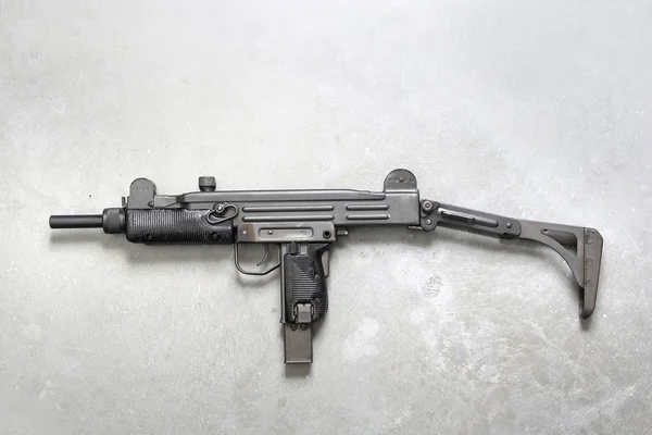 Una Ametralladora Rifle Sobre Fondo Gris —  Fotos de Stock