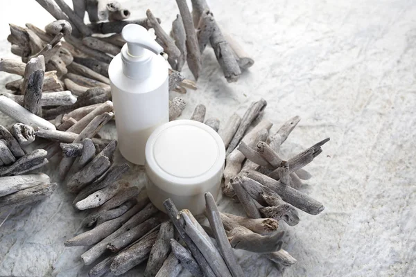 Cosmetici idratanti, cura della pelle secca — Foto Stock