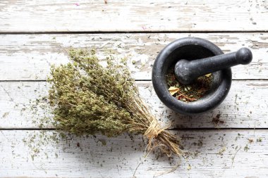 Kekik. Doğal tıp ve pişirme kurutulmuş otlar