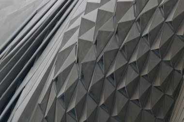 Modern mimari üçgen yapısı