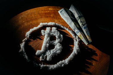 Bitcoin sembolü. Bitcoin bir ilaç olarak