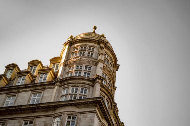 Trafalgar büyük kubbe ve kemerler ile kare, oluşturma tarihi