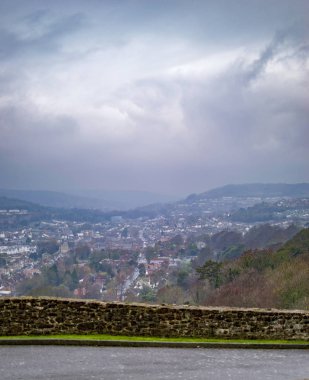 Tepedeki kaleden dover limanının görünümü