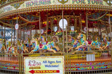 Londra göz yakınındaki south bank Londra'da rekreasyon ve eğlence parkı