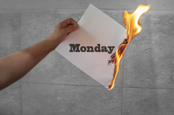 Monday word text on fire with burning paper — Stock Photo, Image