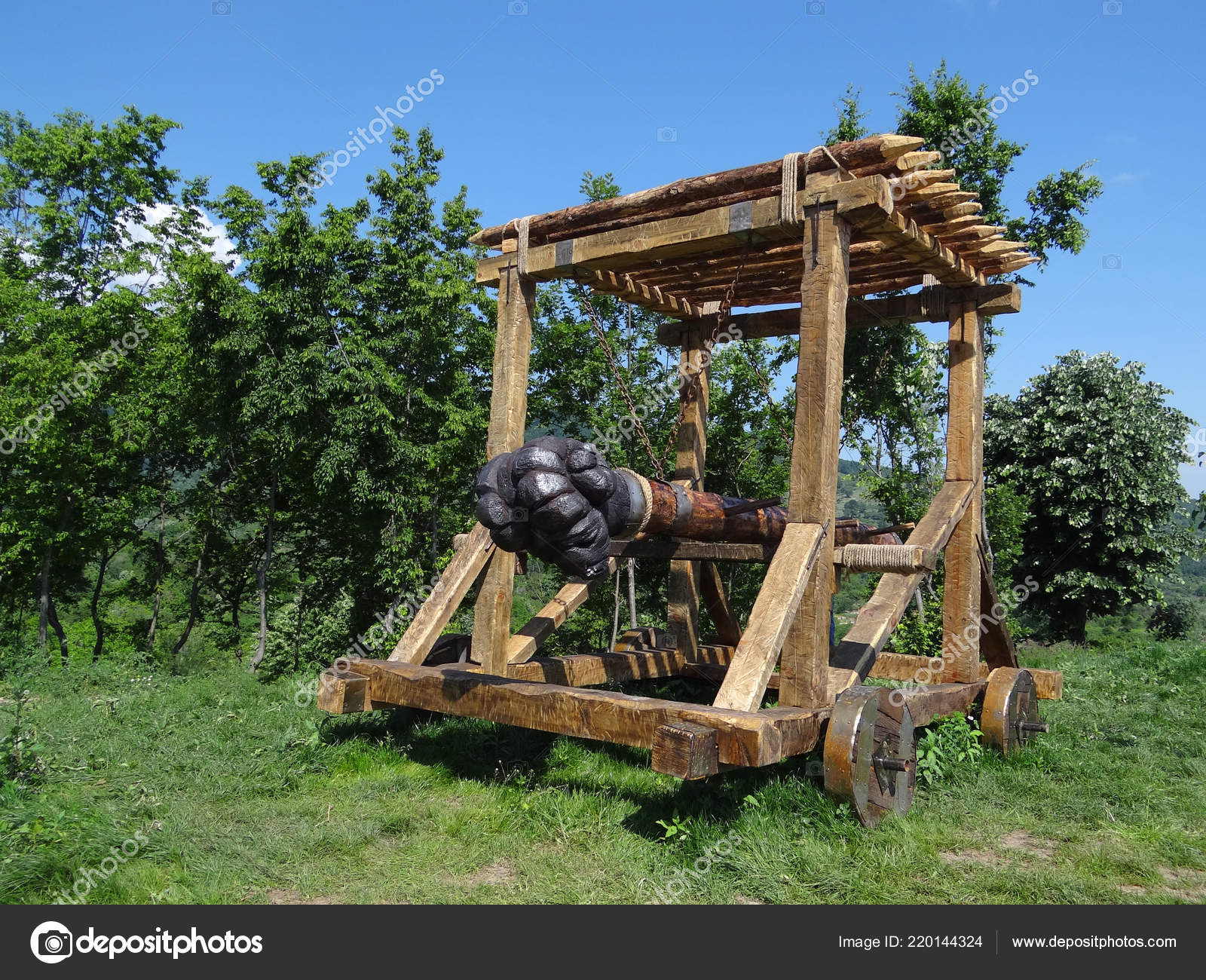 Штурм замка таранами. Таран орудие. Стенобитное орудие 5. Сокол стенобитное орудие. Стенобитное орудие 5.