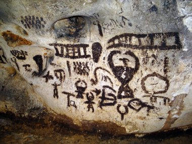 Prehistorik sanat duvar resmi Neolitik mağarada Magura, Bulgaristan