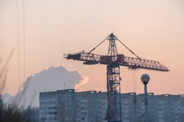 İnşaat Vinç kış günbatımı