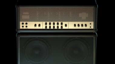 Kolları ile elektrik amplifikatör yakın çekim