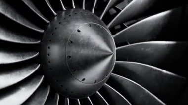 İplik jet motoru açık fan closeup çekim. Cfm56