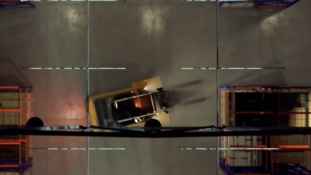 Hareketli Kutular Bir Depoda Forklift Tepe Aşağı Kamera Görüntüsü — Stok video