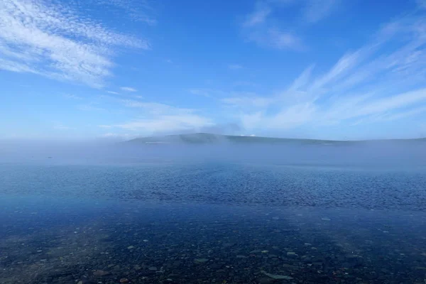 Μια Ομίχλη Πρωί Πάνω Από Ένα Βόρειο Κόλπο Καλοκαίρι — Φωτογραφία Αρχείου