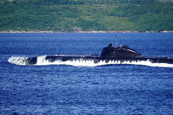 Submarino Russo Propulsão Nuclear Classe Victor Iii Está Surgindo Baía — Fotografia de Stock