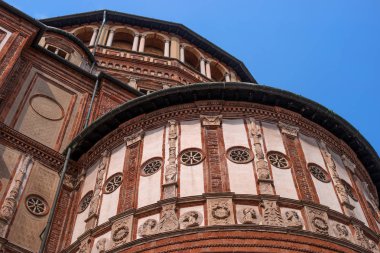 Kilise St. Mary Grace - Chiesa di Santa Maria delle Grazie - parçası. 1497'inşa edilen kilise yapılmıştır. Popüler bir turistik
