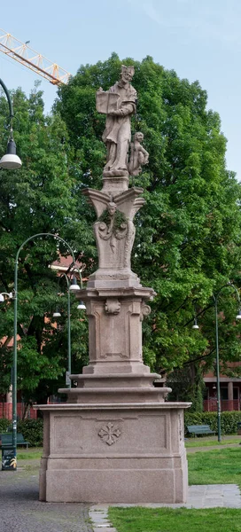 Milan Italy May 2018 Monument San Lorenzo Maggiore Basilica Left — Stock Photo, Image