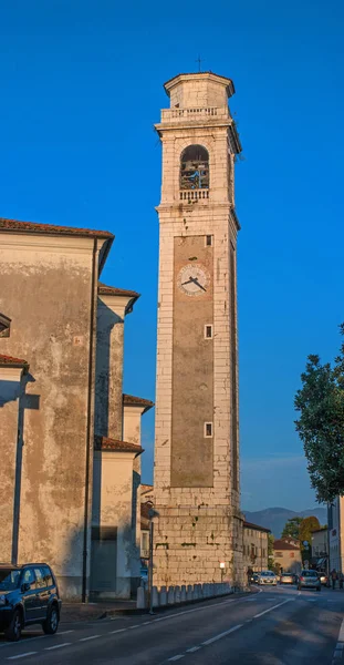 Torre de sino da igreja. Orsago, Itália . — Fotografia de Stock