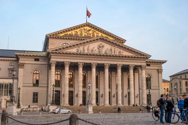 Munich, Germany - October 19, 2018: The National Theater of Munich - Bavarian State Opera. Evening photo — Stock Photo, Image