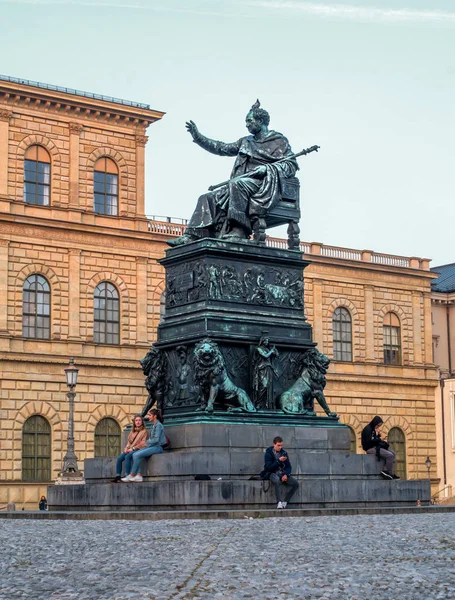 Munich, Germany - October 19, 2018: Statue of King Maximilian Joseph -1835- by Christian Daniel Rauch at Max-Joseph-Platz — Stock Photo, Image