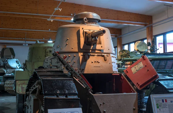 Parola, Finland - May 2, 2019: Tank Museum in the city of Parola. The first tank of the modern layout Renault FT-17. — Stock Photo, Image