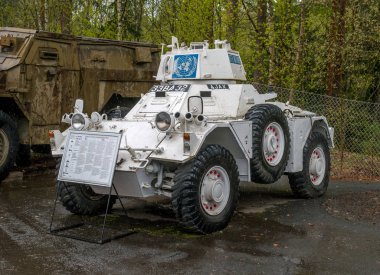 Parola, Finlandiya - 2 Mayıs 2019: Parola şehrinde tank müzesi. İngiliz istihbarat zırhlı araç Daimler Ferret mk 2-3
