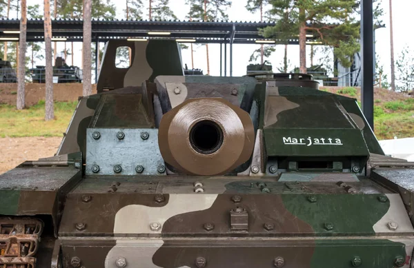 Parola, Finlândia - 2 de maio de 2019: Museu do Tanque na cidade de Parola. Pistola autopropulsora alemã da Segunda Guerra Mundial - Sturmgeschutz III Ausfuhrung G — Fotografia de Stock