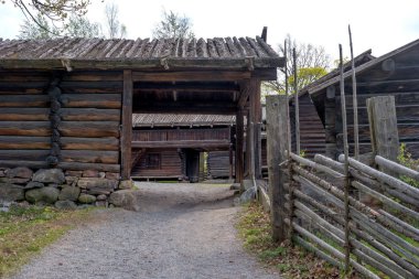 Skansen, dünyanın en eski Açık Hava Müzesi. Çiftlik binaları dış binalar. Barns ve Hayvancılık kalemleri. Stockholm, Isveç