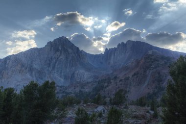 dağlar doğal görünümü doğa manzara 
