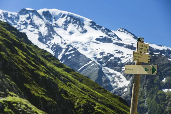 Tour Mont Blanc Unique Trek Approximately 200Km Mont Blanc Passing — стоковое фото